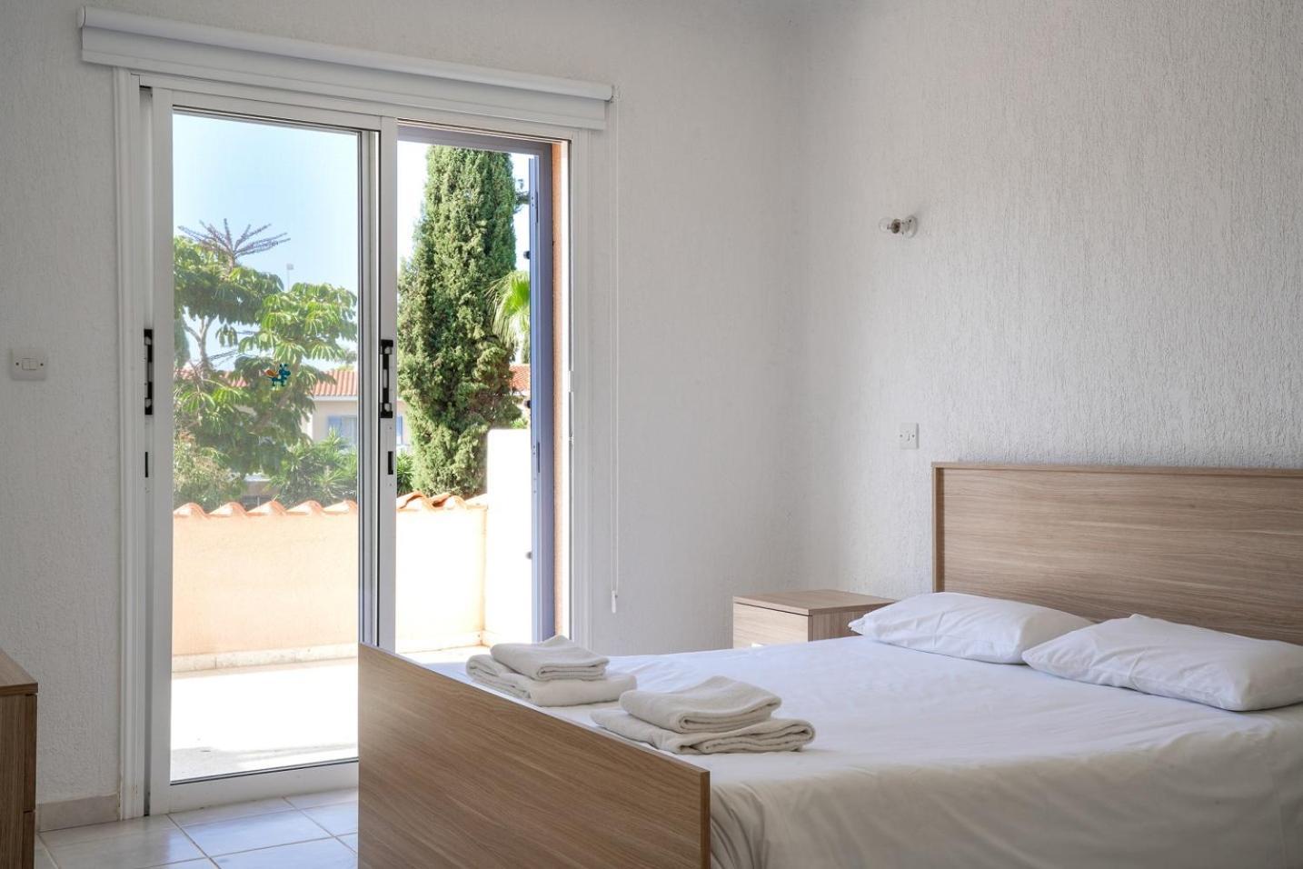 Resitour Paradise Gardens Pafos Exterior foto
